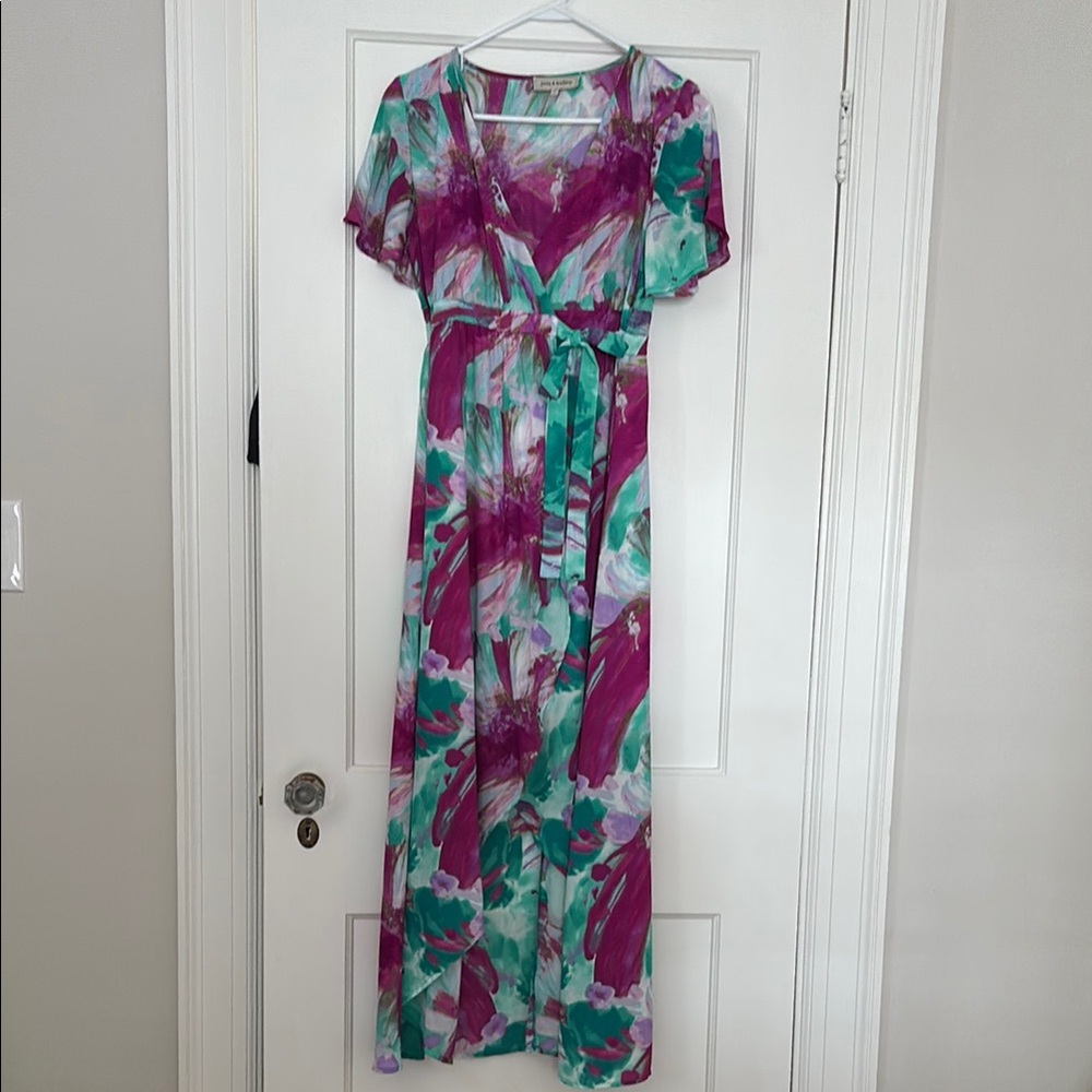 June & Hudson Vibrant Floral Maxi Dress